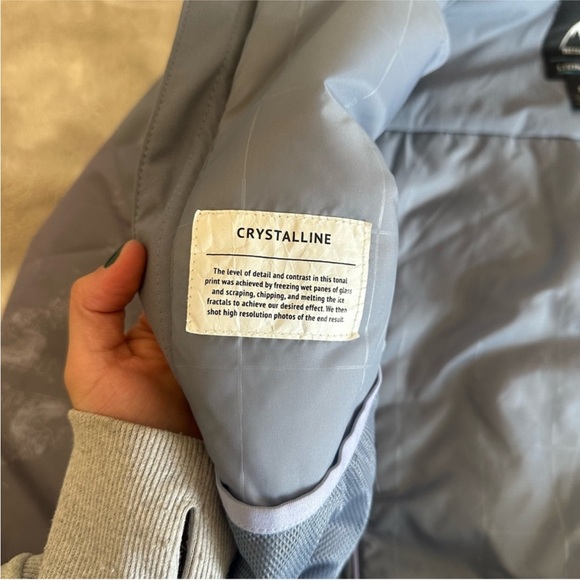 Women’s Burton Lelah Snowboarding Jacket - Picture 8 of 13